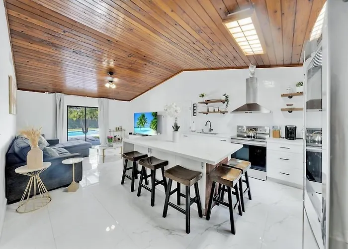 Farmhouse Miami